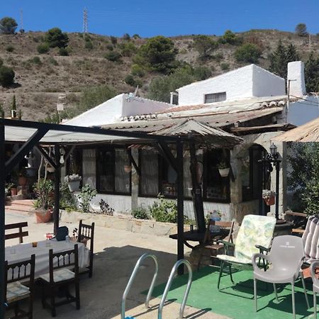 Cortijo-La Loma Villa โมตริล ภายนอก รูปภาพ